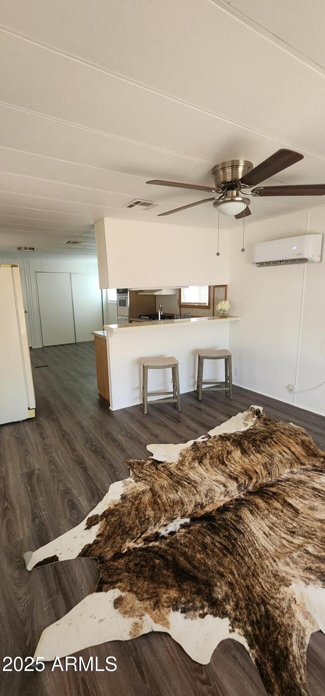 Photo - 44 S Hawes Rd