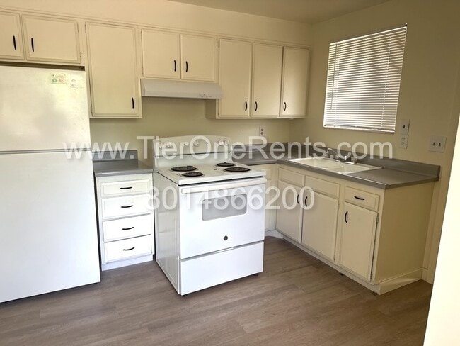 Photo - NO DEPOSIT option available for qualified renters!