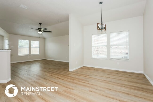 Photo - 1019 Chelsea Ln