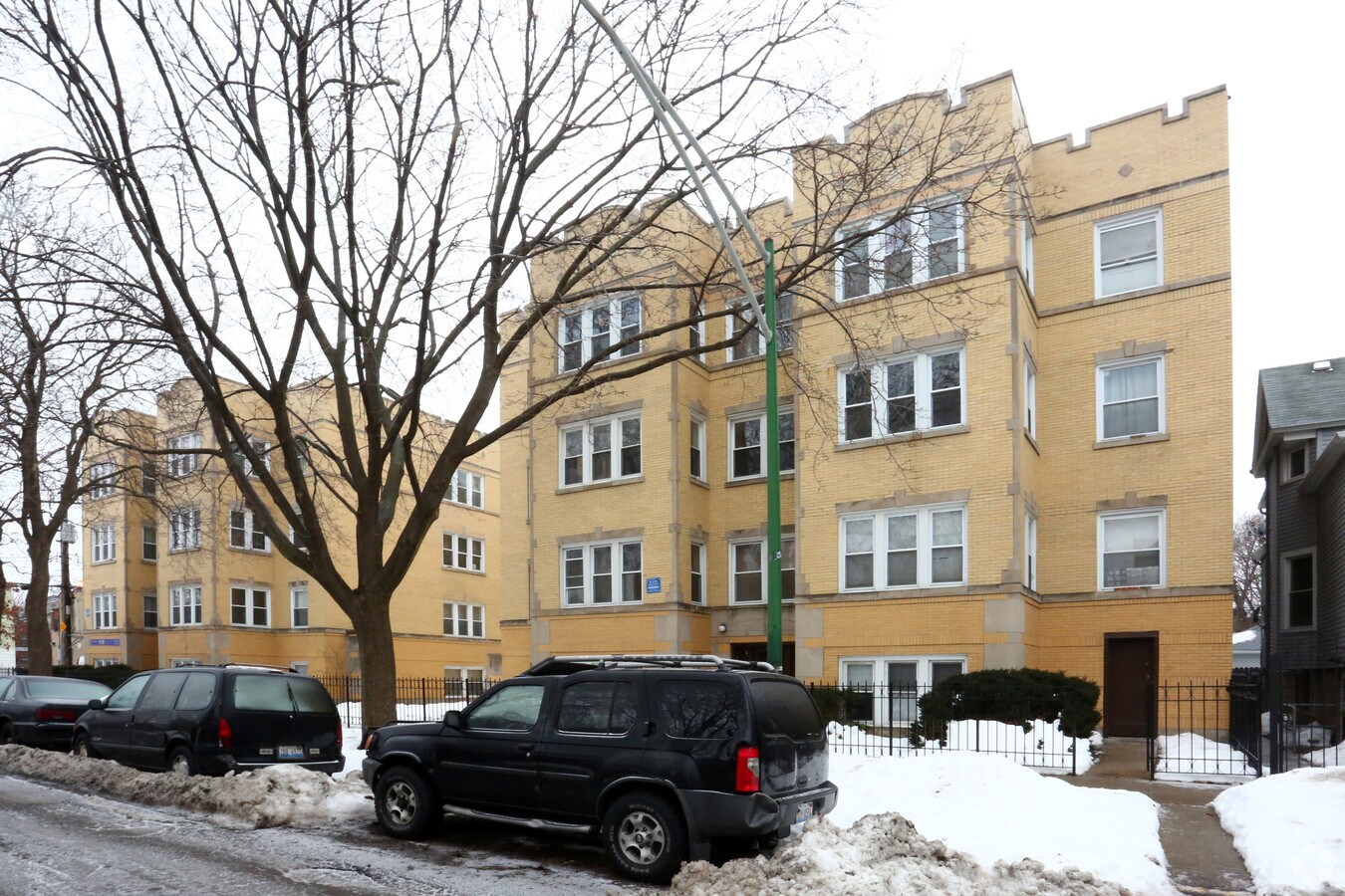 Photo - 4412-4426 N Saint Louis Ave