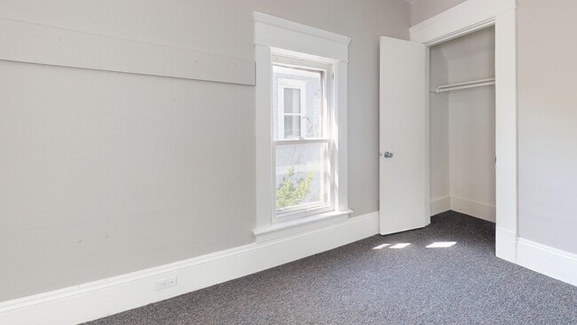 Photo - 1072 Wooster Rd W