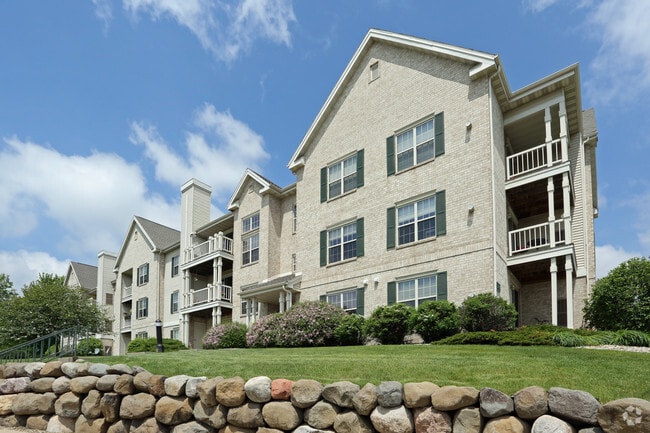 Photo - Deer Creek Apartments