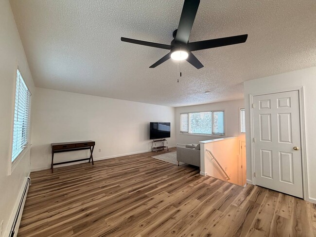 Photo - 2000 Blueberry St Unit 2000