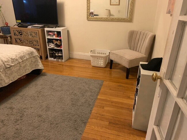 Photo - 19 Melvin Ave Unit 4