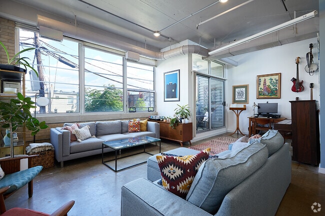 Building Photo - 701 Lamont St NW Unit #28 Rental