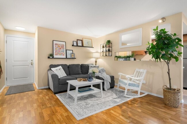Photo - 2 bed 2 bath Stadium District Condo! Unit 22