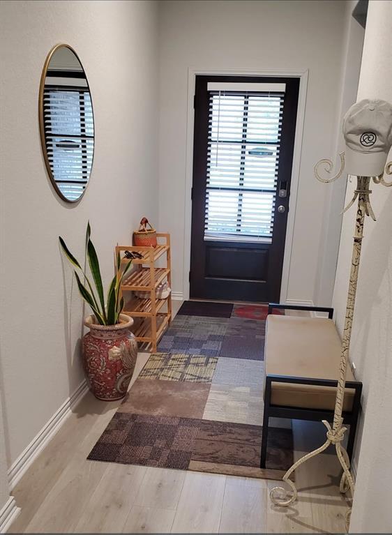 Photo - 3833 Mercer Rd