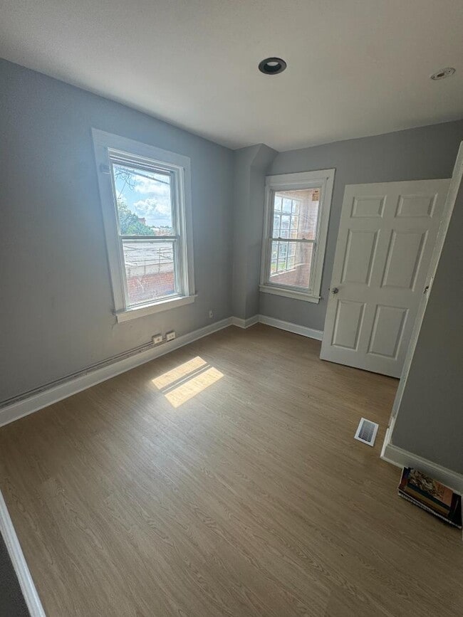 Building Photo - 4158 Eierman Ave Rental