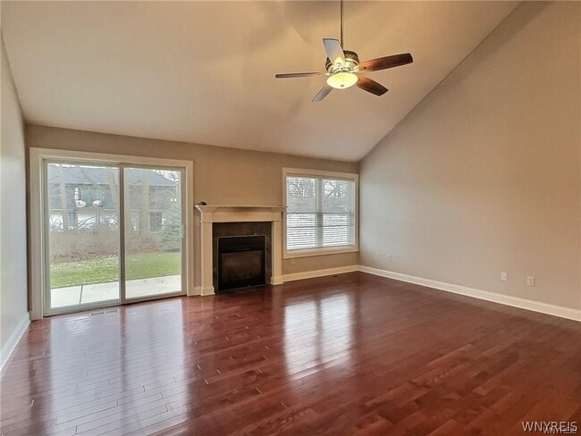 Photo - 27 Campbell Meadows