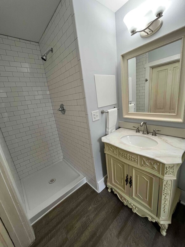 Photo - 14 N High St