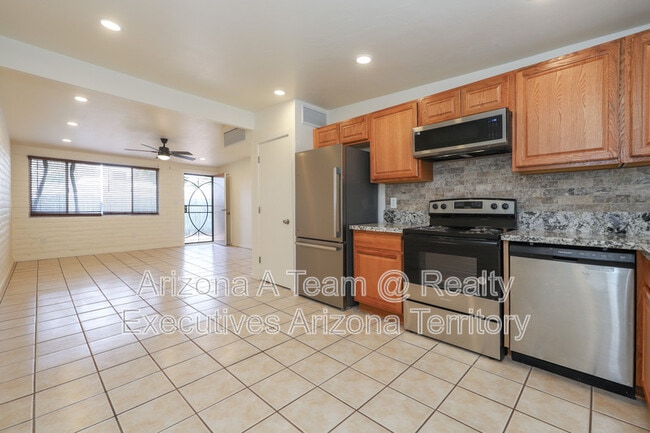 Photo - 5650 E Pima St