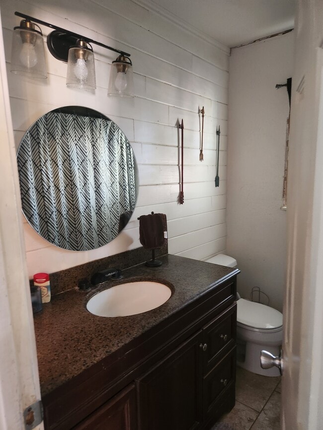 Photo - 8423 County Road 6430