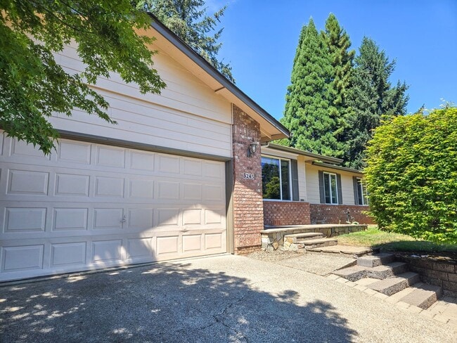 Building Photo - 5245 Lone Oak Rd SE