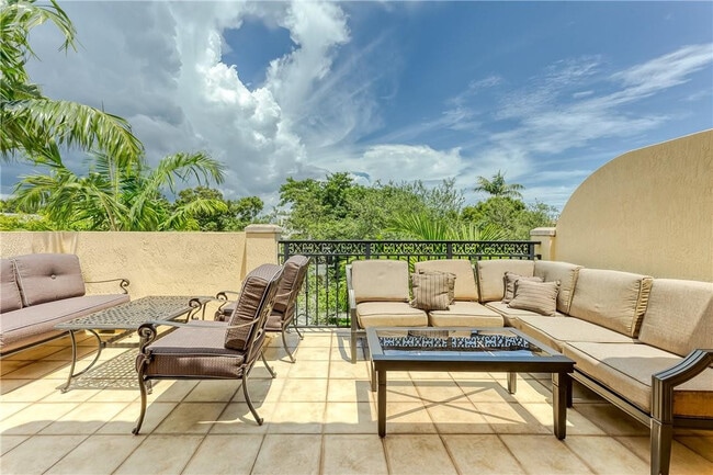 Photo - 1206 NE 1st St