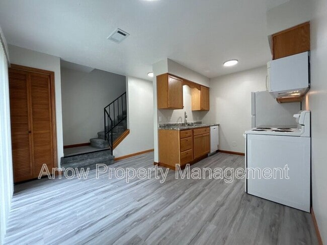 Photo - 1262 S Jackson St