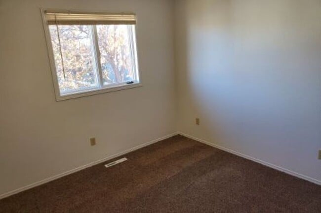Photo - 1355 Quartz Pl Unit 1355
