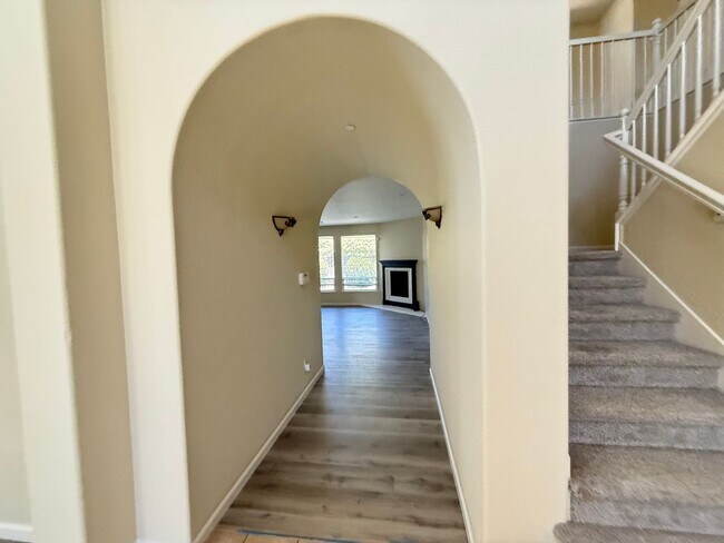 1456 Eaglesfield Ln
