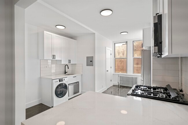 Photo - 216 Madison St Unidad 5