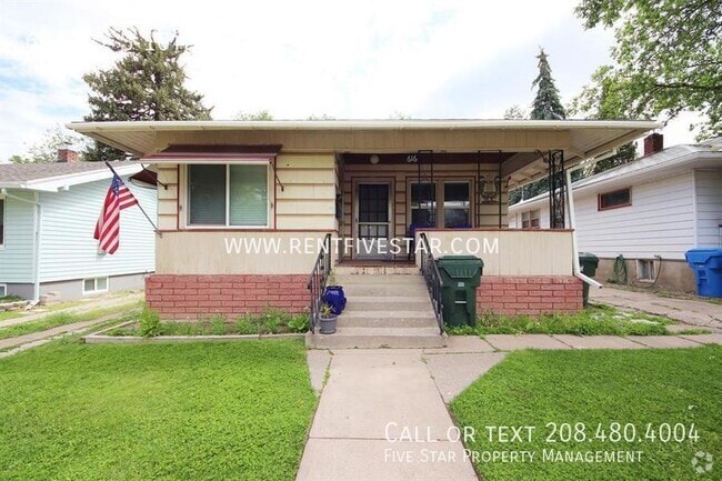 Building Photo - 616 1/2 S 10th Ave- Rental