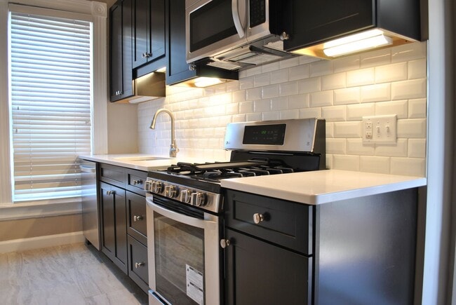 Photo - W King Ave 101-101.5 MLR Unidad 101.5 Top