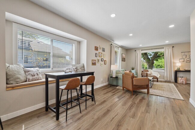 Photo - 1311 S Adams St