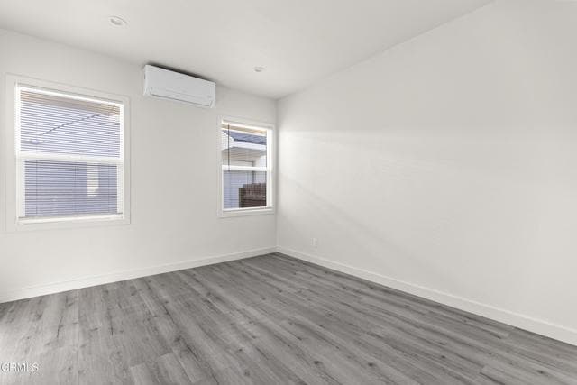 Photo - 6634 Vineland Ave