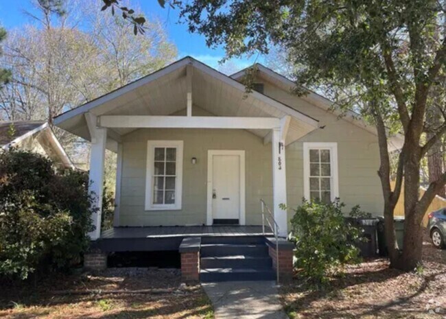 Building Photo - 808 Camp St Rental