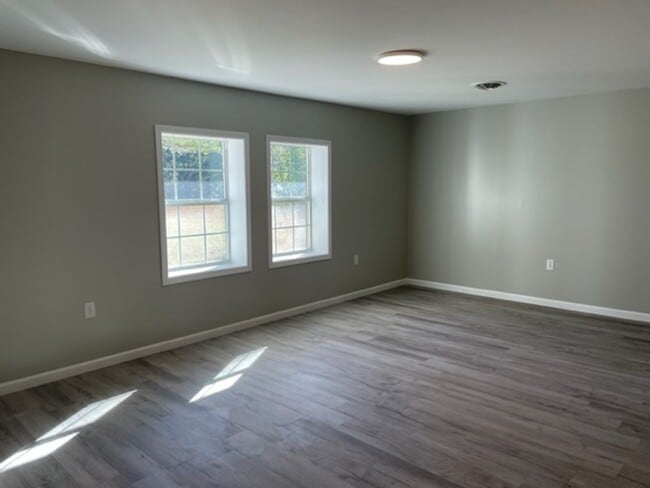 Photo - Renovated 3 Bedroom 2 Bath Home for Rent!