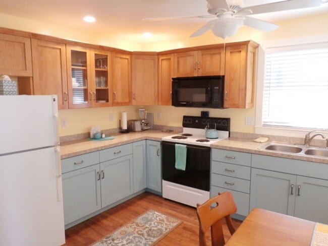 Photo - Charming 1 Bedroom Cottage