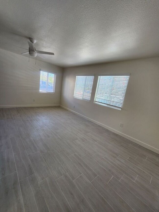 Photo - MOVE-IN Special 1 Month FREE Rent! Summer Special!!