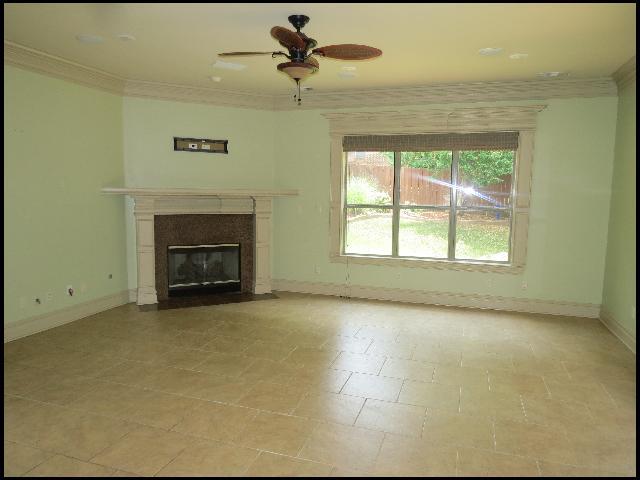 Photo - 21 Commentry Dr