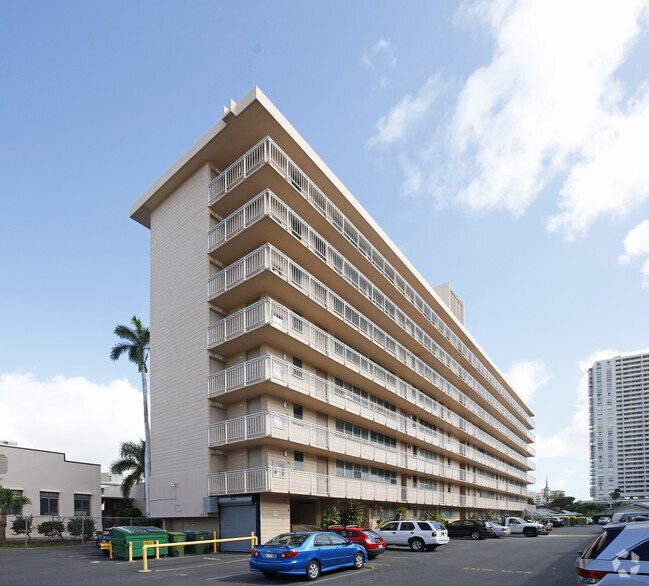 Primary Photo - Maile Terrace