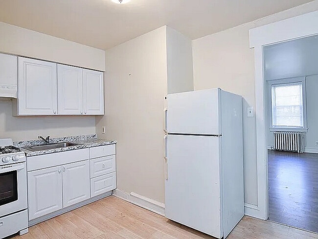 Photo - Yorkshire Court