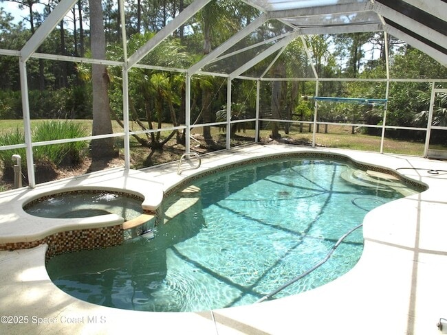 Photo - 4566 Serna Ave