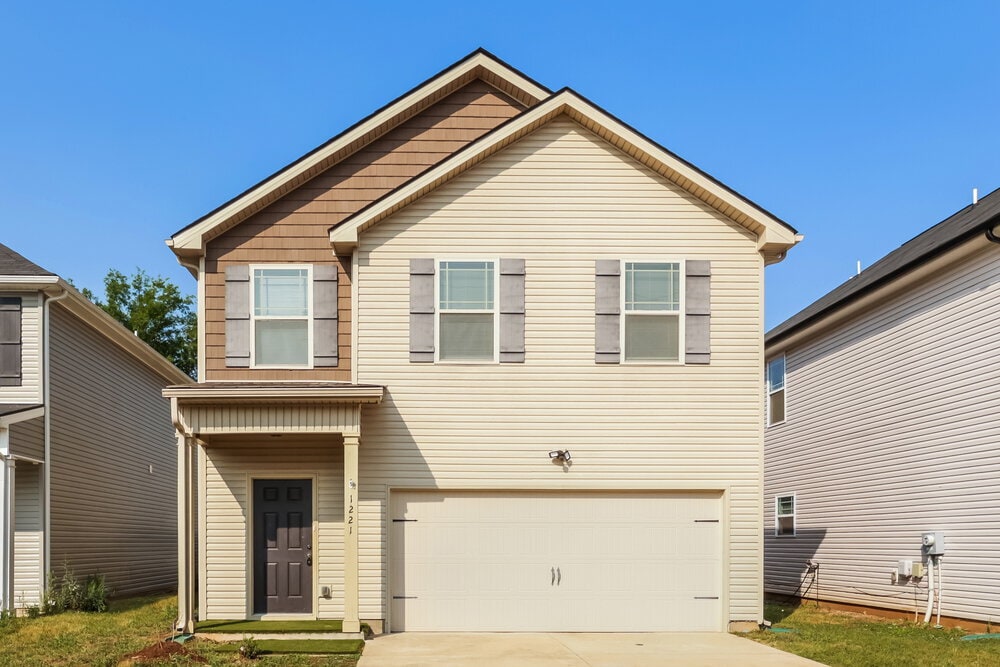 Photo - 1221 Catawba Way House
