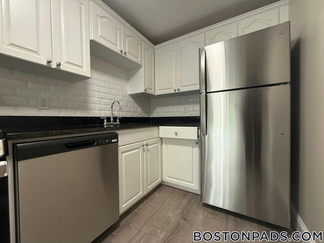 Photo - 23 Kenmar Dr Apartment Unit 38