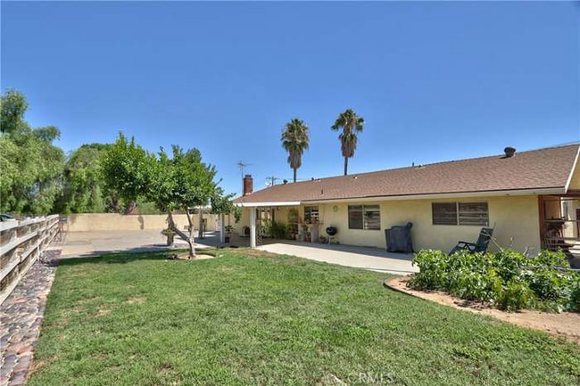 Photo - 21355 Webster Ave