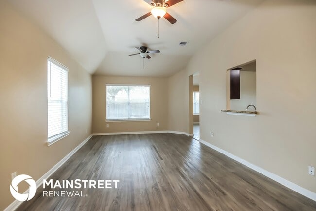 Photo - 308 Broken Pine Ct