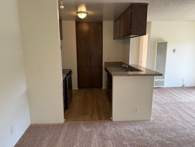 Photo - Condo in Mariner's Park - Torrance Unit 820 Coriander Dr K