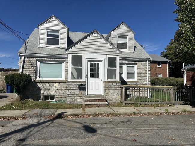 Building Photo - 206 Adams St