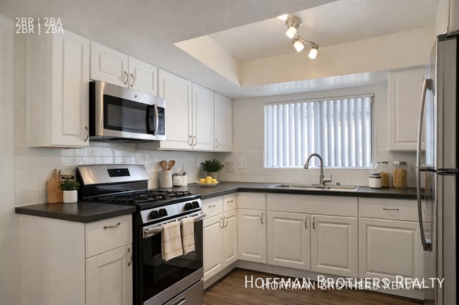 Photo - 1012 E Acacia Ave Unidad 102