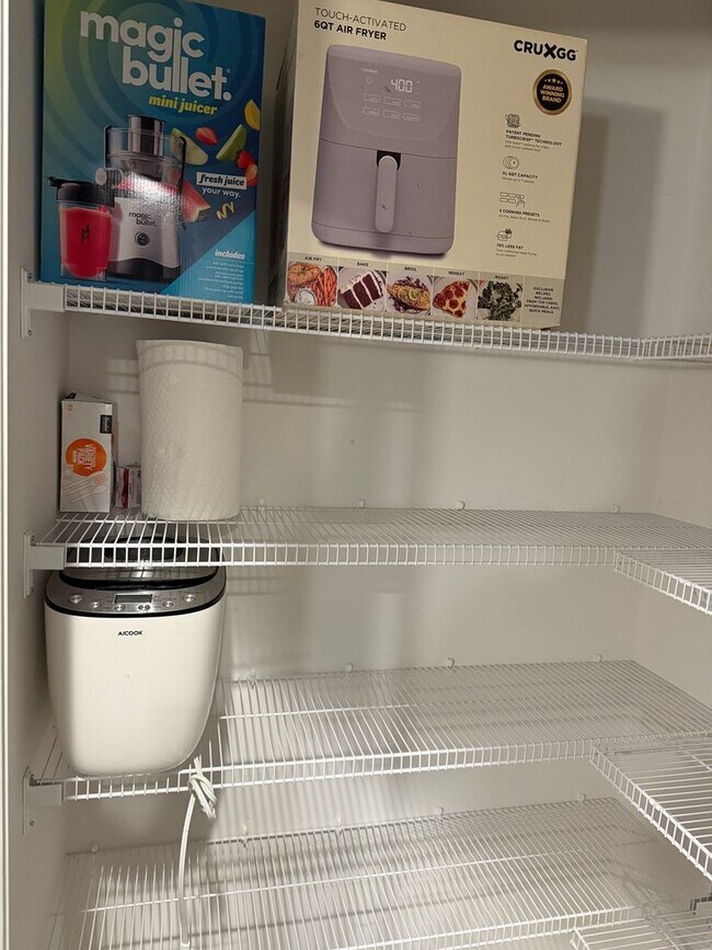 Photo - 6043 Sullins Rd