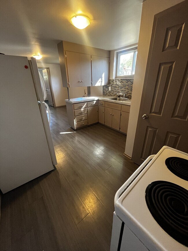 Photo - 465 Broadway St Unit 5