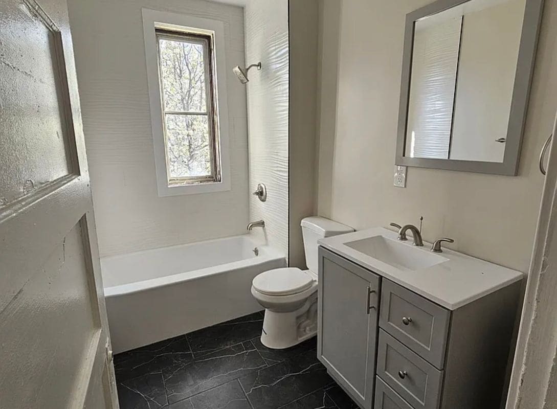 Photo - 343 4th St Unit 2