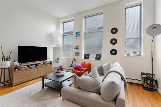 Photo - 80 Beaumont St Unit 204