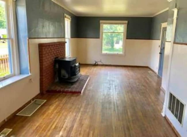 Photo - 802 10th Ave