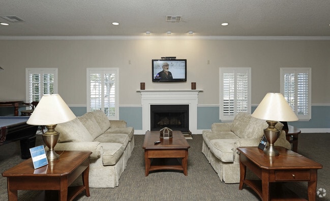 Interior Photo - ARIUM Mariner's Village