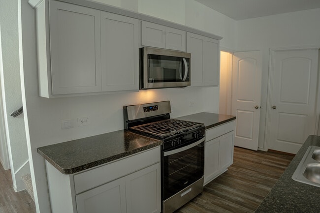 Photo - 5746 Hampton Valley Dr