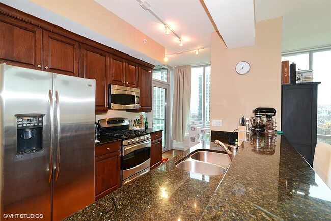 Photo - 1201 S Prairie Ave Unit 706