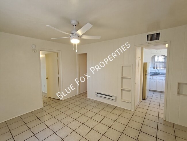 Photo - 3241 E Bermuda St